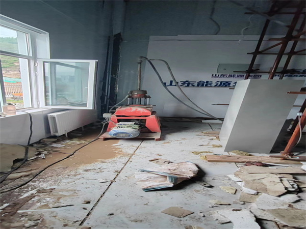 郓城地基基础下沉墙体裂缝加固注浆顶升施工